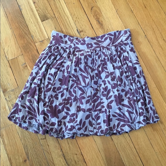 2 Forever 21 Patterned Mini Skirts Sz S/M - Picture 4 of 5